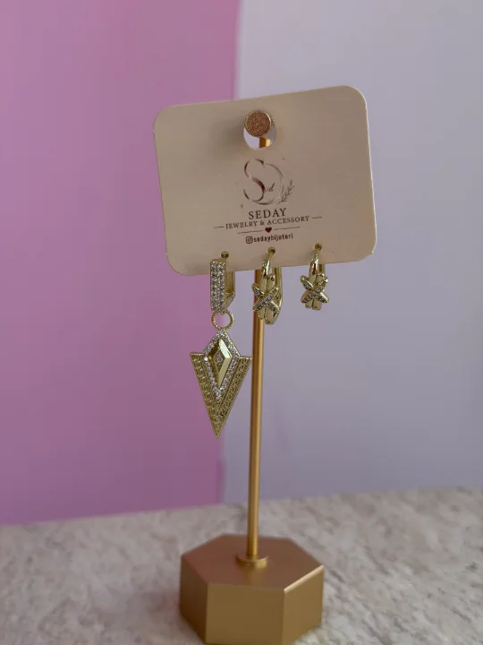 Üçgen Zirkon 3lü küpe