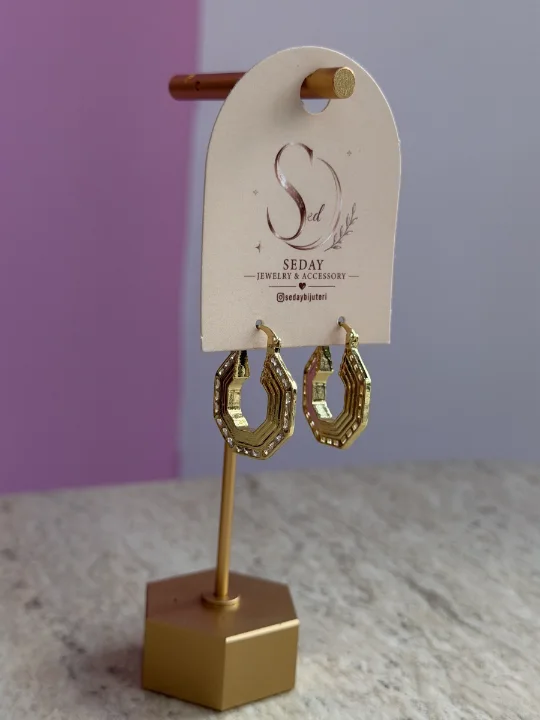 Köşeli Halka Küpe